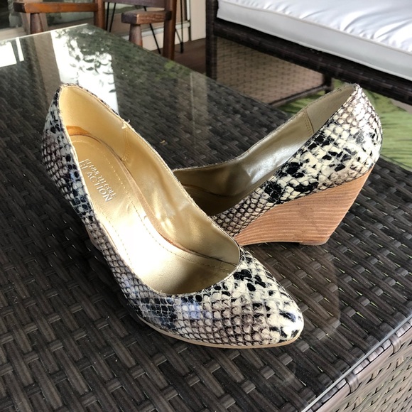 Kenneth Cole Reaction Shoes - Kenneth Cole Reaction - Snakeskin Wedges - Size 7
